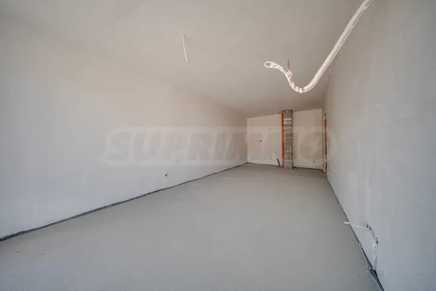 Spacious South-Facing Apartment in Sofia's "Malinova Dolina" - Image 4
