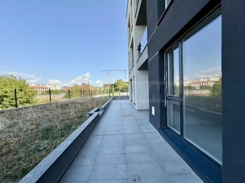 Spacious Plovdiv Apartment with Large Terrace - Image 5