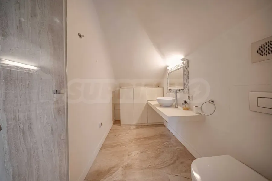 Luxury Sofia Home: 4 Bed, SPA, Garden Oasis - Image 3