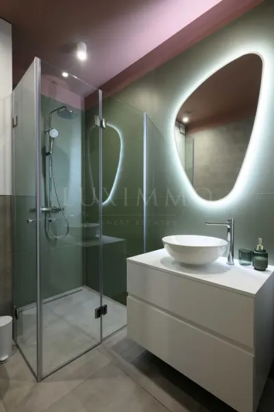 Spacious, Fully Furnished Apartment with Panoramic Terrace in Plovdiv - Image 2