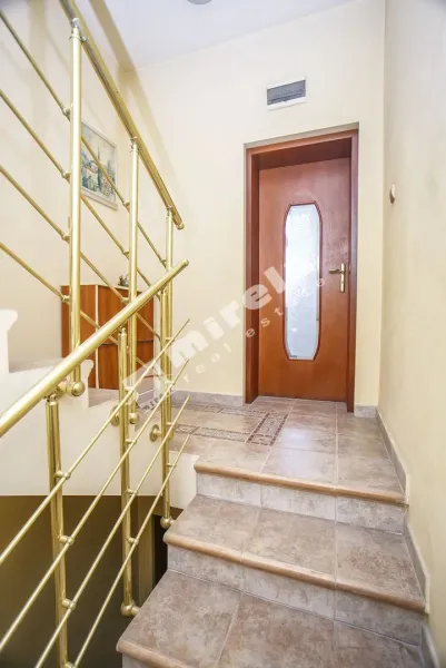 Spacious Fully Furnished House in Varna City Center. - Image 2