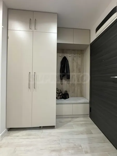 Stylish 2-Bedroom Apartment in Plovdiv, Bulgaria - Image 4