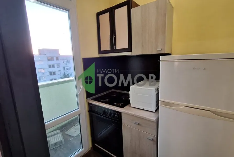 Spacious South-Facing Apartment in Stara Zagora – 45m2 - Image 5