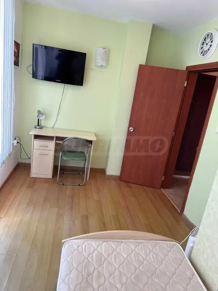 Spacious 3-Bedroom Apartment - Varna Center - Image 5