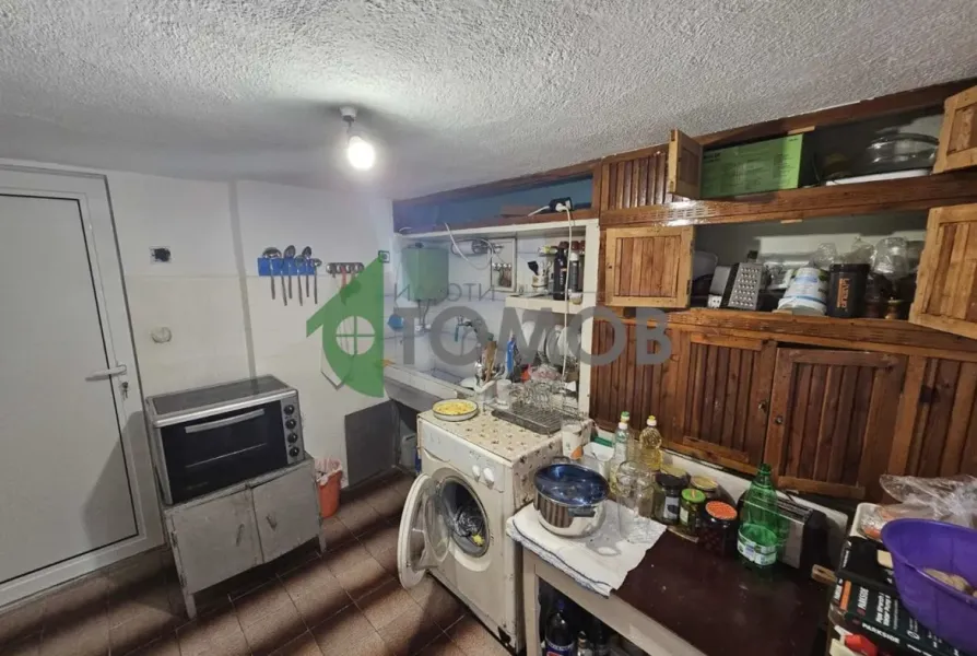 Spacious Fully Furnished House in Makledonki, Stara Zagora - Image 2