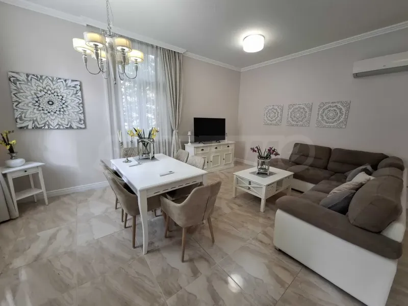 Luxury 3-Bedroom Apartment in Central Varna – Fully Furnished - Image 2