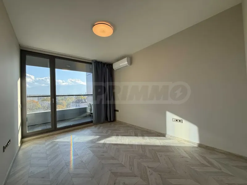 Sunny 2-Bedroom Apartment - Park & Vitosha Views - Image 1