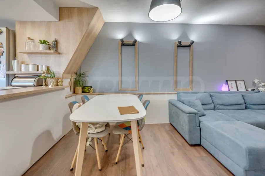 Spacious 3-Bedroom Apartment with Panoramic Views in Sofia - Image 3