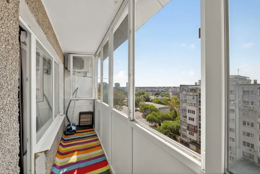 Spacious Fully Furnished 4-Room Apartment in Varna's "Chaika" District - Image 5