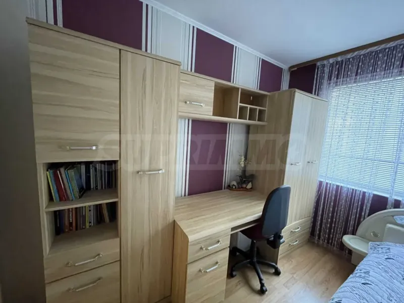 Spacious Fully Furnished Apartment in Varna's "Zimno Kino Trakia" - Image 1