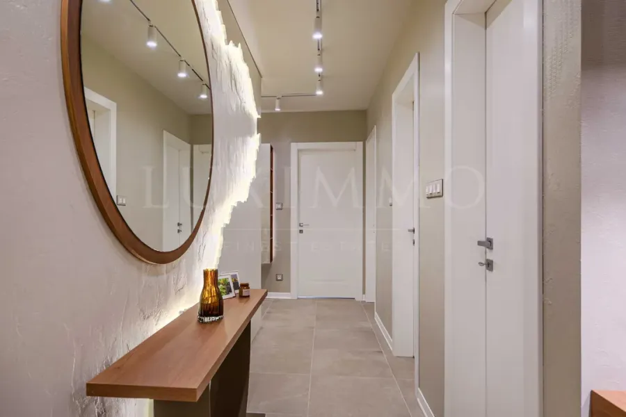 Spacious, Fully Furnished 3-Bedroom Apartment in Sofia's Iztok - Image 1