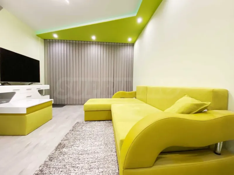 Spacious, Modern 3BR Apartment with Garage - Plovdiv - Image 1