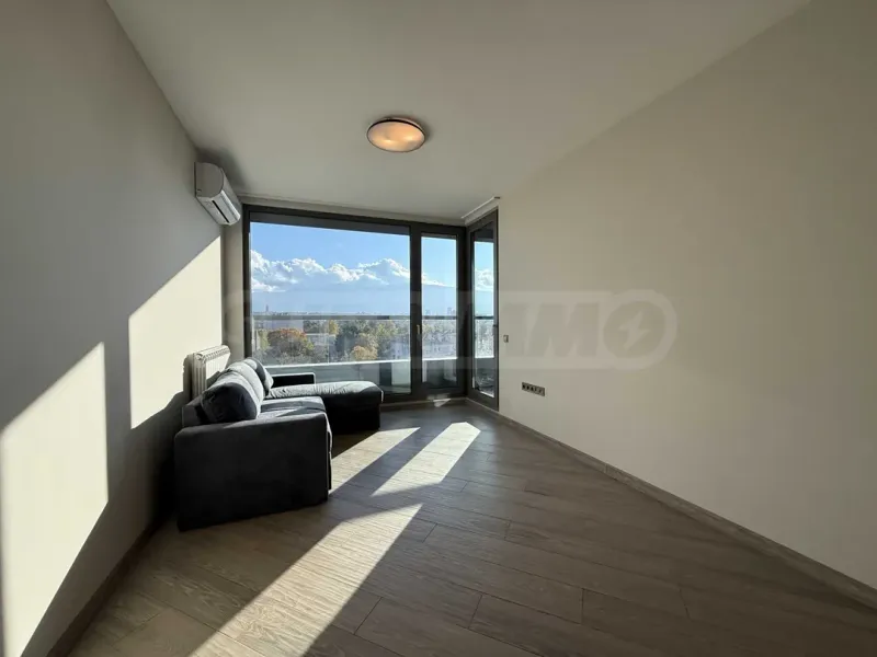 Sunny 2-Bedroom Apartment - Park & Vitosha Views - Image 2