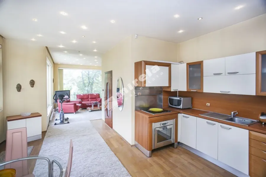 Spacious Fully Furnished House in Varna City Center. - Image 3