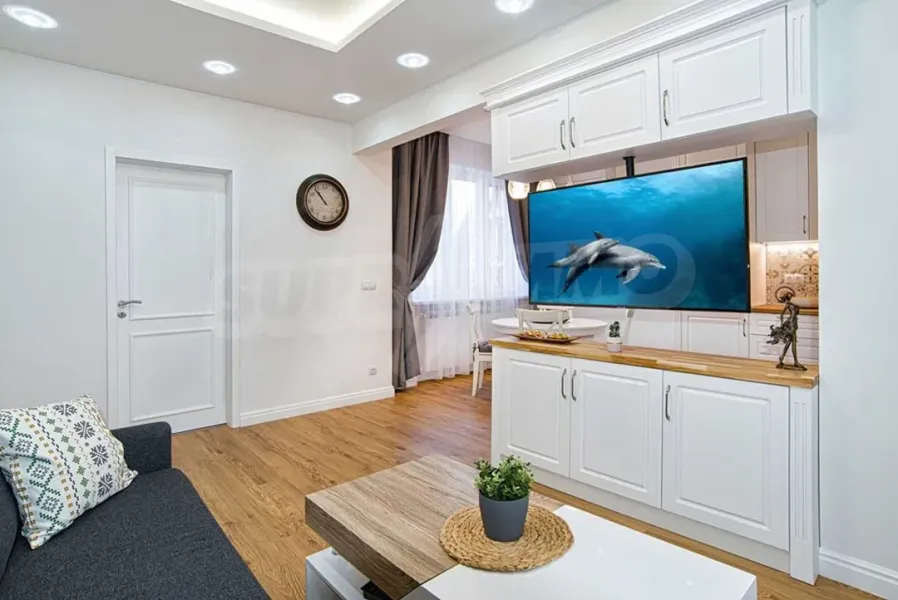 Fully Furnished Apartment - Sofia, Vitosha Blvd - Image 2