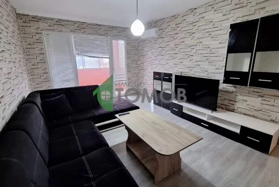 Bright Two-Bedroom Apartment in Stanitionna Gradina, Stara Zagora - Image 3