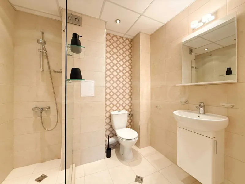 Spacious, Fully Furnished Apartment with Parking in Sofia - Image 4