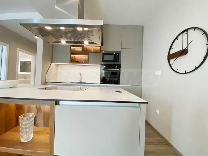 Stylish 1-Bedroom Apartment in Central Plovdiv – Fully Furnished - Image 3