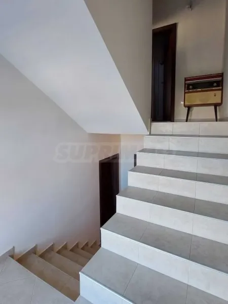 Spacious, Fully Furnished House with Garden in Burgas - Image 3