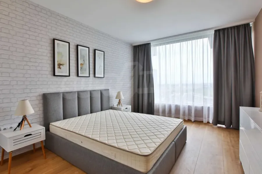 Spacious, Fully Furnished 1-Bedroom Apartment in Sofia - Image 2