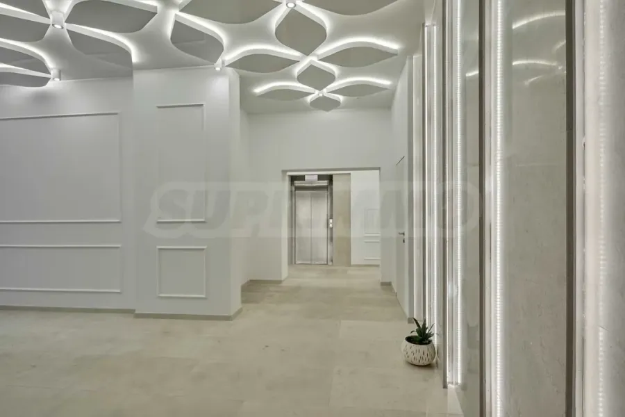 Luxury 2-Bedroom Apartment in Plovdiv Center - Image 2