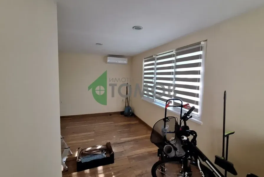 Spacious Fully Furnished Apartment in the Heart of Stara Zagora - Image 1