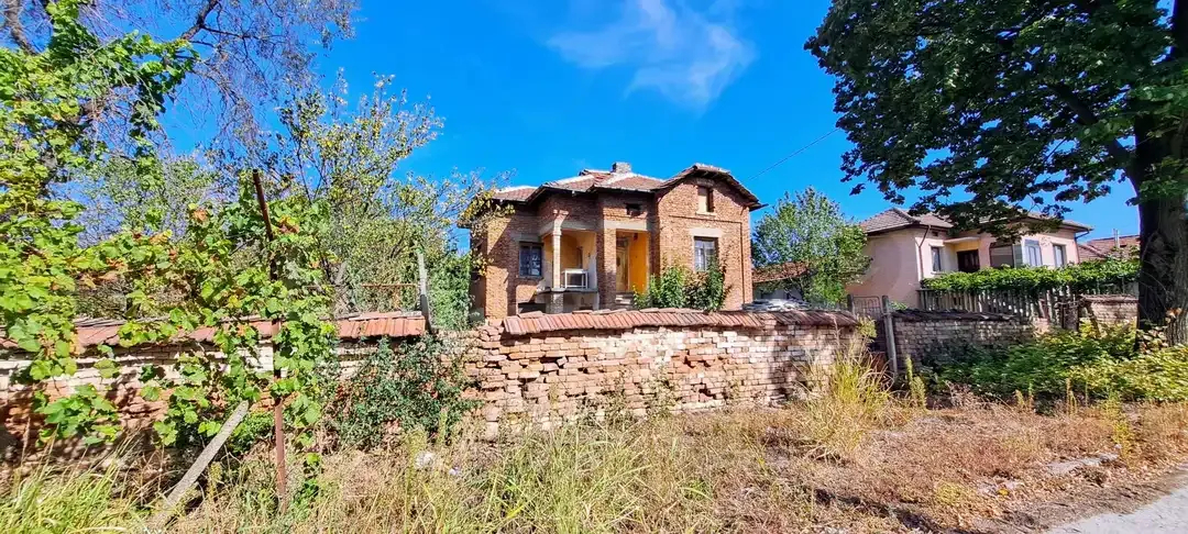 Charming House with Land Near Pleven – Renovate & Expand - Image 3