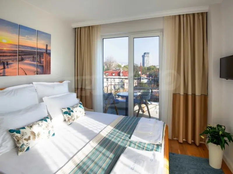 Spacious, Fully Furnished 3-Bedroom Apartment in Varna's Heart - Image 2