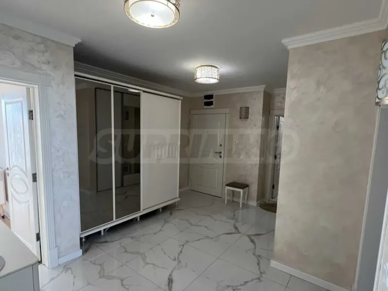 Luxury Varna Apartment with Parking - 150m2 - Image 5