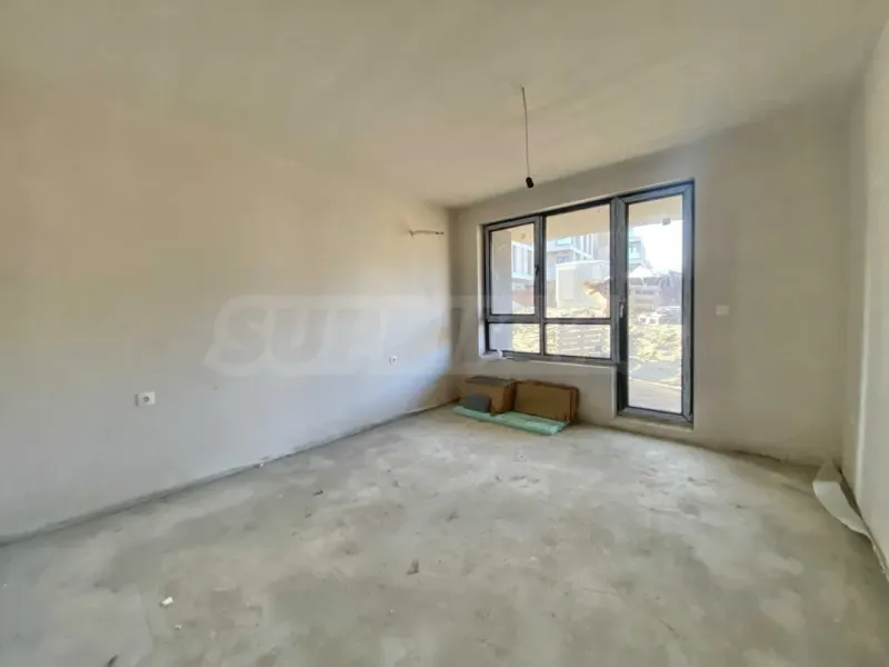 Spacious Two-Bedroom Apartment in Sofia's Madlinia District - Image 2