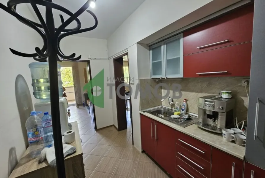 Spacious 1-Bedroom Apartment in Central Stara Zagora – 60m² - Image 3