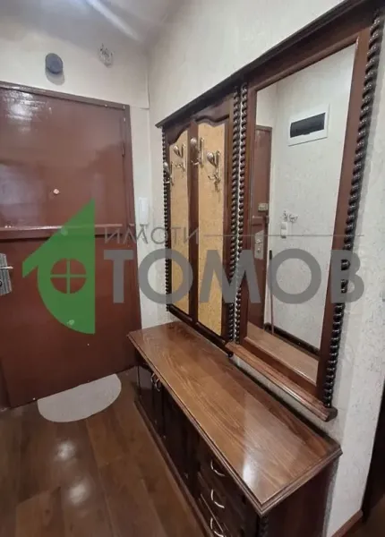 Spacious Three-Bedroom Apartment in Central Stara Zagora for Sale - Image 3
