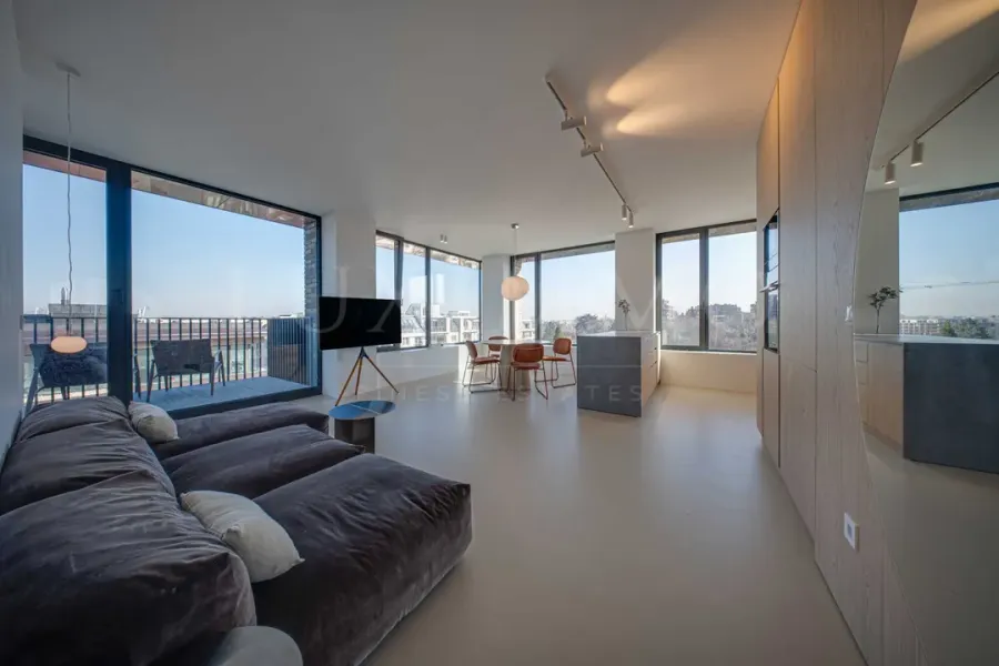 Spacious Two-Bedroom Apartment with Terraces - Sofia - Image 4