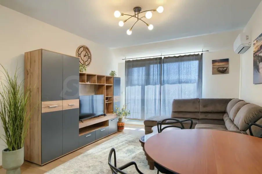 Stylish 2-Bedroom Apartment in Plovdiv Center - Image 2