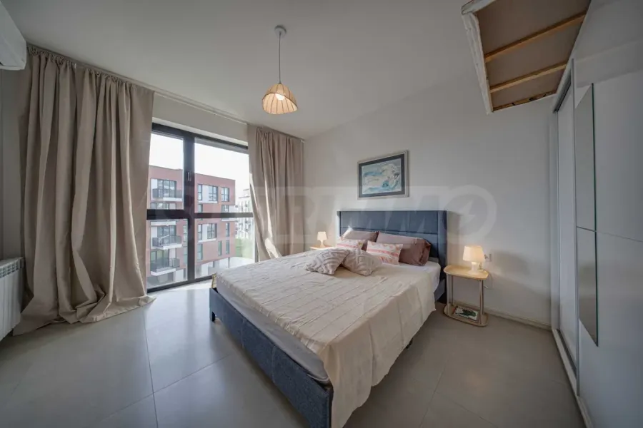 Spacious, Furnished Apartment in Sofia with Parking - Image 1