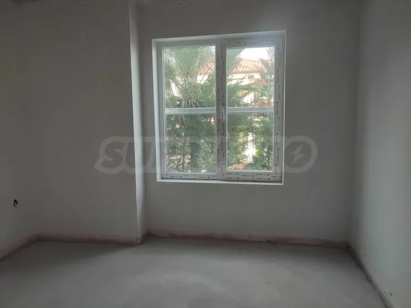 Spacious 3-Bedroom Apartment in "Belomorski", Plovdiv - Image 3