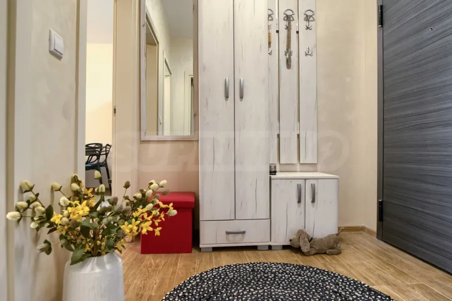 Stylish 2-Bedroom Apartment in Plovdiv Center - Image 5