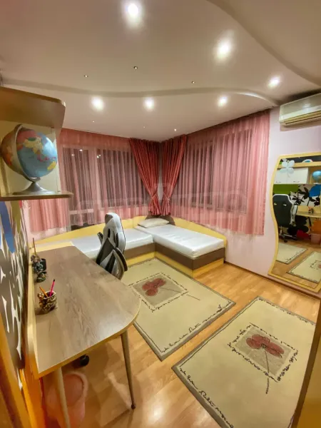 Spacious 3-Bedroom Apartment Near Plovdiv Hills - Fully Furnished - Image 4