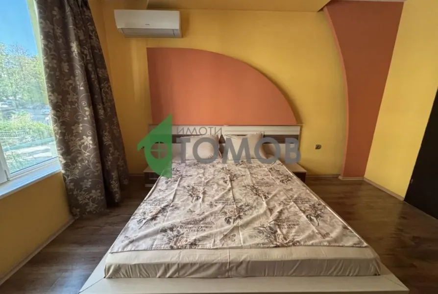 Spacious Fully Furnished Three-Bedroom Apartment in Stara Zagora - Image 2