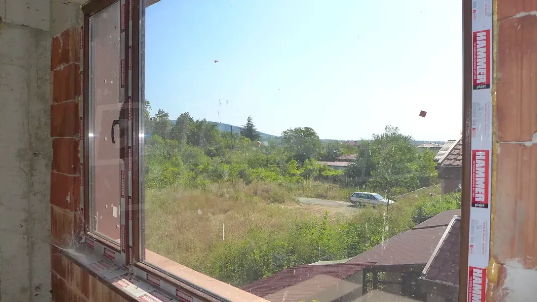 Spacious New House Near Stara Zagora with Large Garden - Image 5