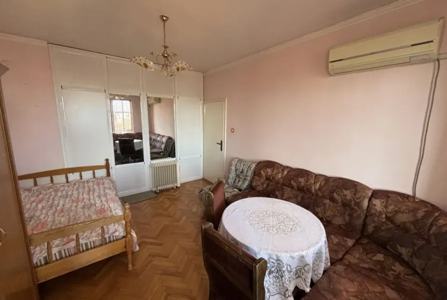 Stylish Fully Furnished Apartment in Stara Zagora's Top Center - Image 2