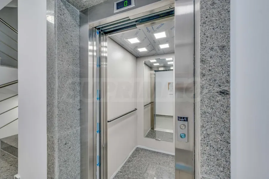 Spacious 2-Bedroom Apartment Near "Nadezhda" Metro - Image 4