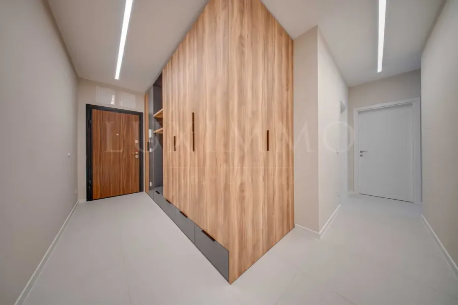 Spacious, Fully Furnished 2-Bedroom Apartment in Sofia's Mona 3 - Image 4