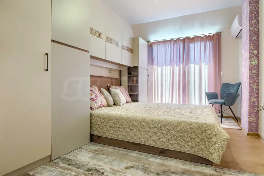 Stylish 2-Bedroom Apartment in Plovdiv Center - Image 1