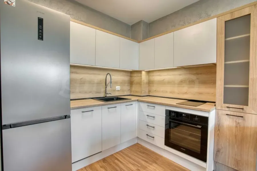 Spacious 2-Bedroom Apartment in Sofia, Greece - Image 1