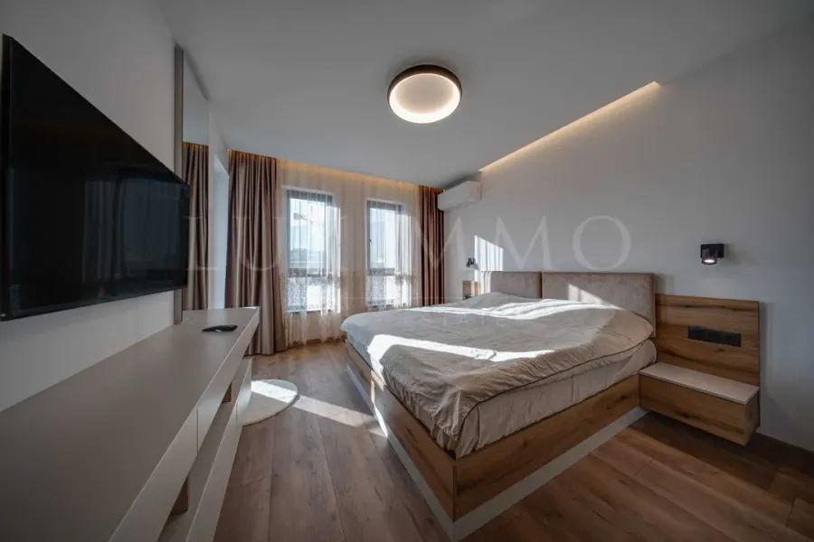 Stylish Fully Furnished One-Bedroom Apartment in Sofia's Vitosha District - Image 2