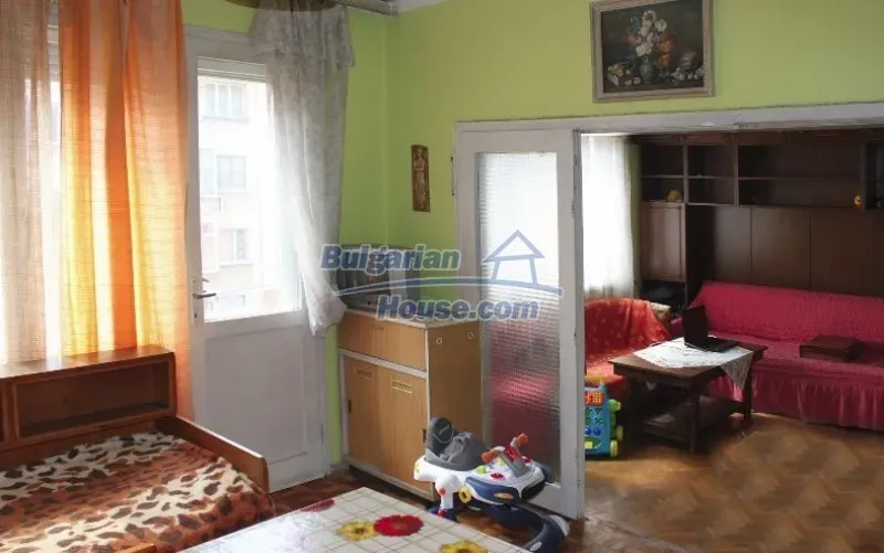 Spacious Stara Zagora Home: 230m² – Central Location - Image 5