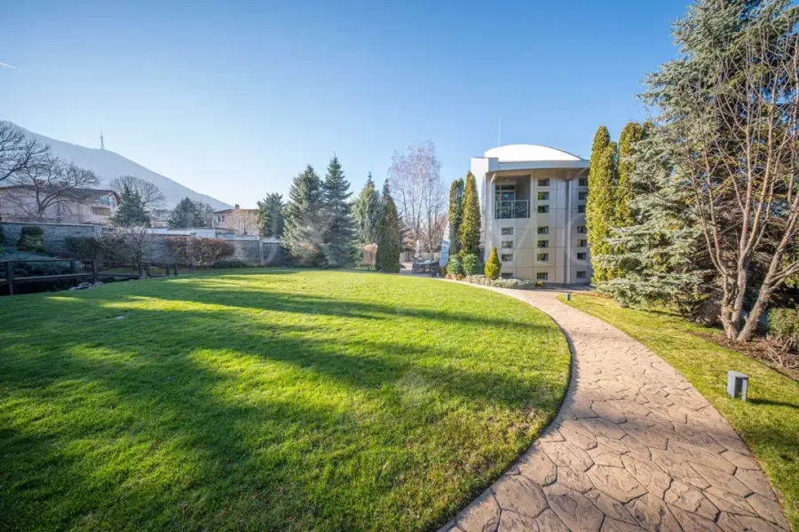 Luxury Designer House with Pool in Boyana, Sofia, Bulgaria - Image 3