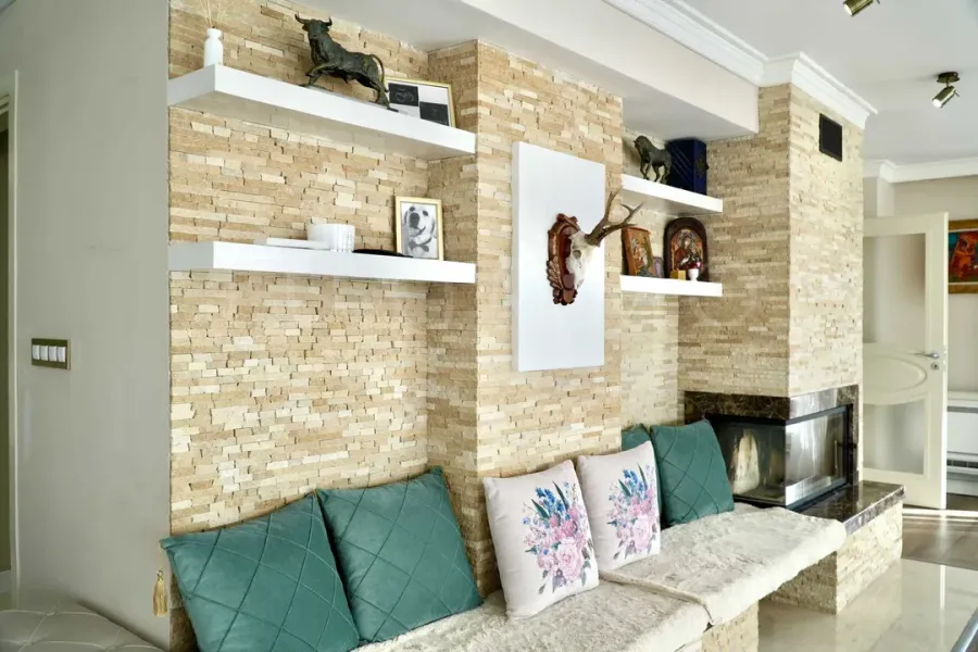 Luxury Plovdiv Penthouse: Panoramic Views & Amenities - Image 5