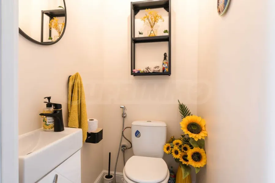 Luxury Penthause with Sea View in Varna - Image 2